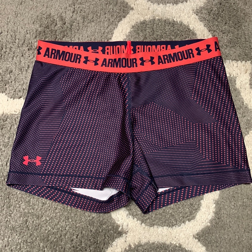 Women’s Under Armor compression shorts